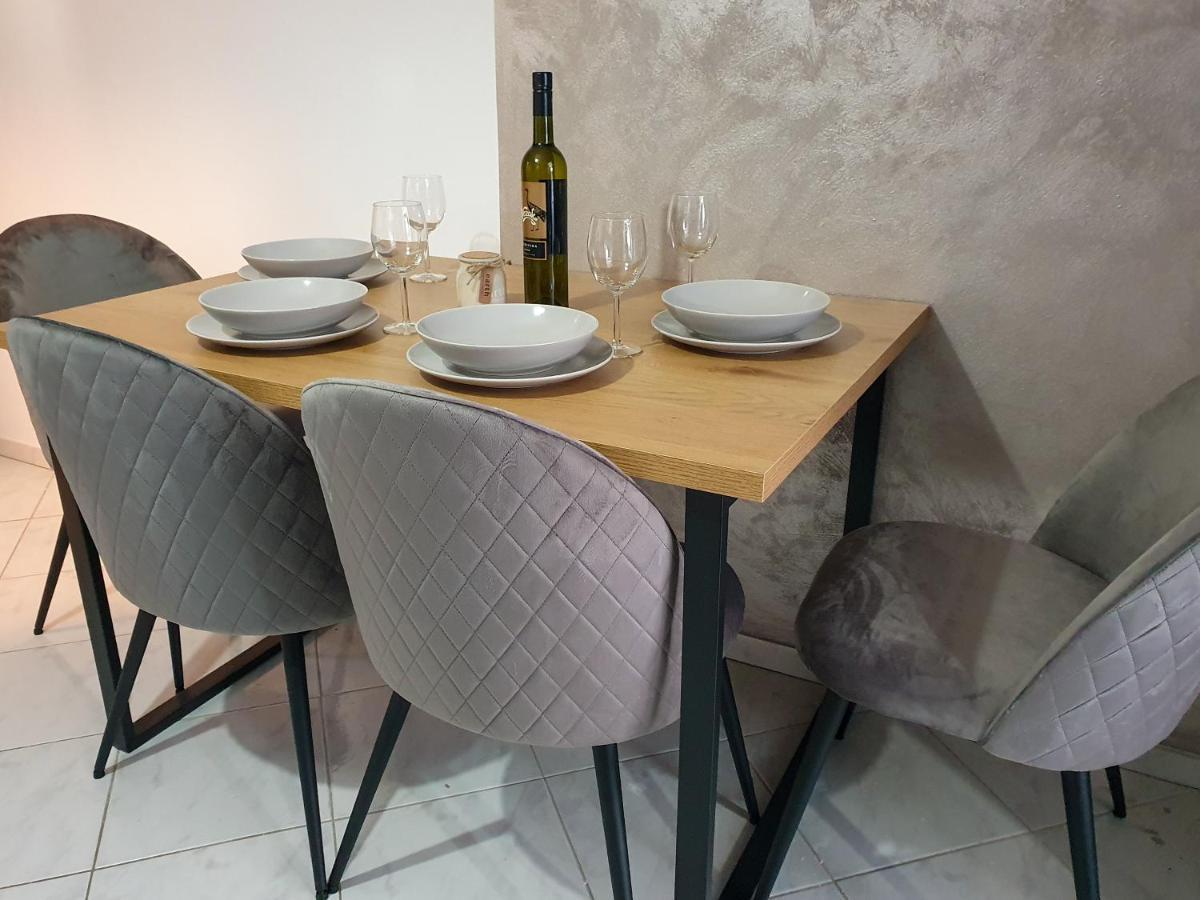 Apartments Mira Baška Екстериор снимка