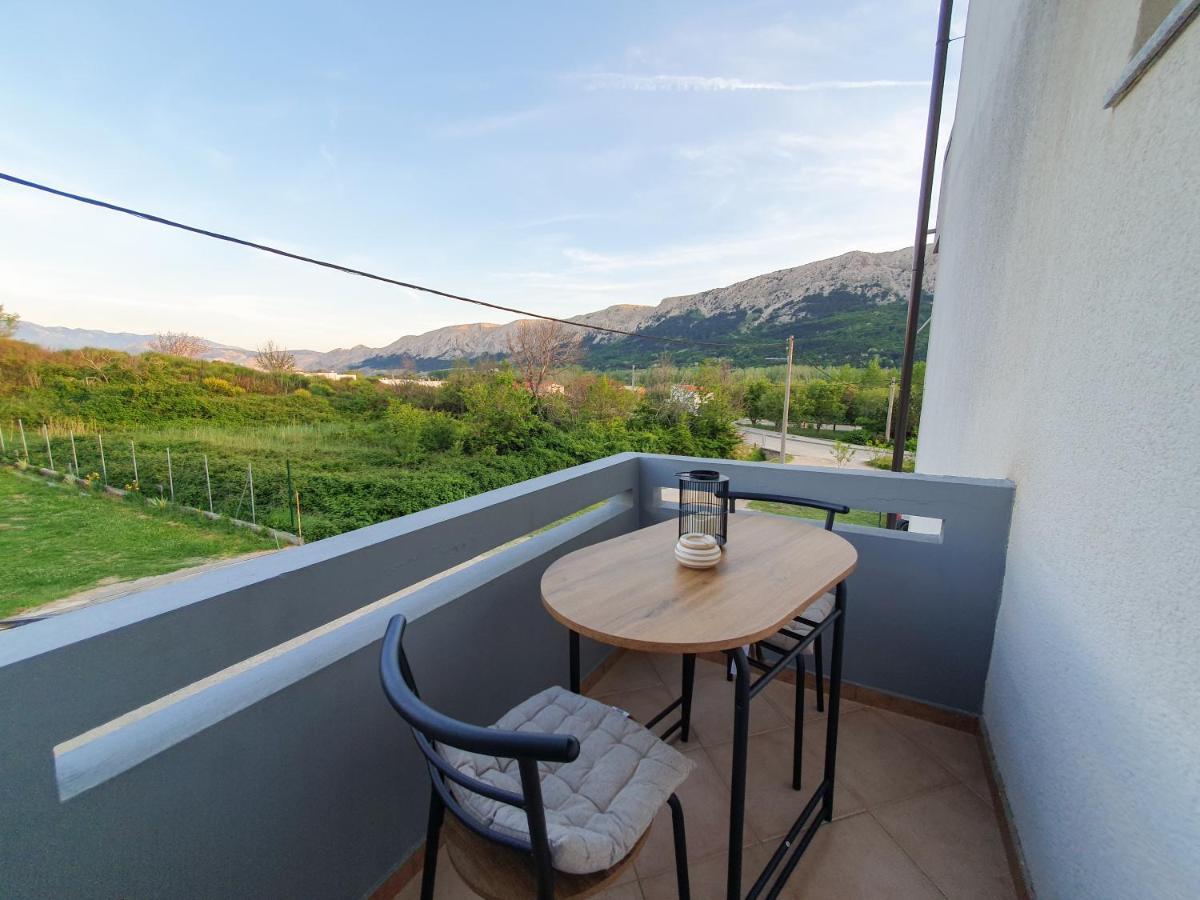 Apartments Mira Baška Екстериор снимка