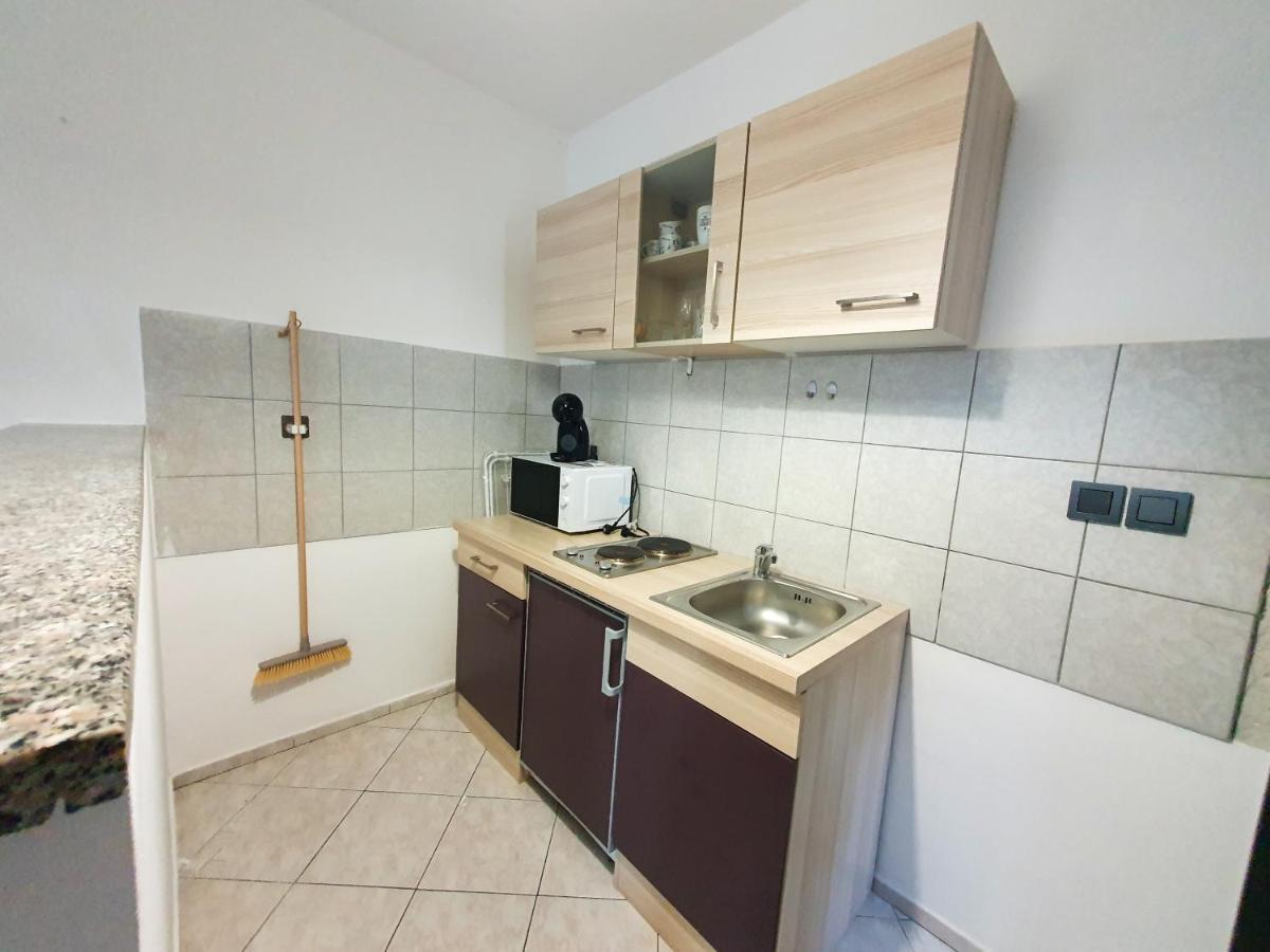 Apartments Mira Baška Екстериор снимка
