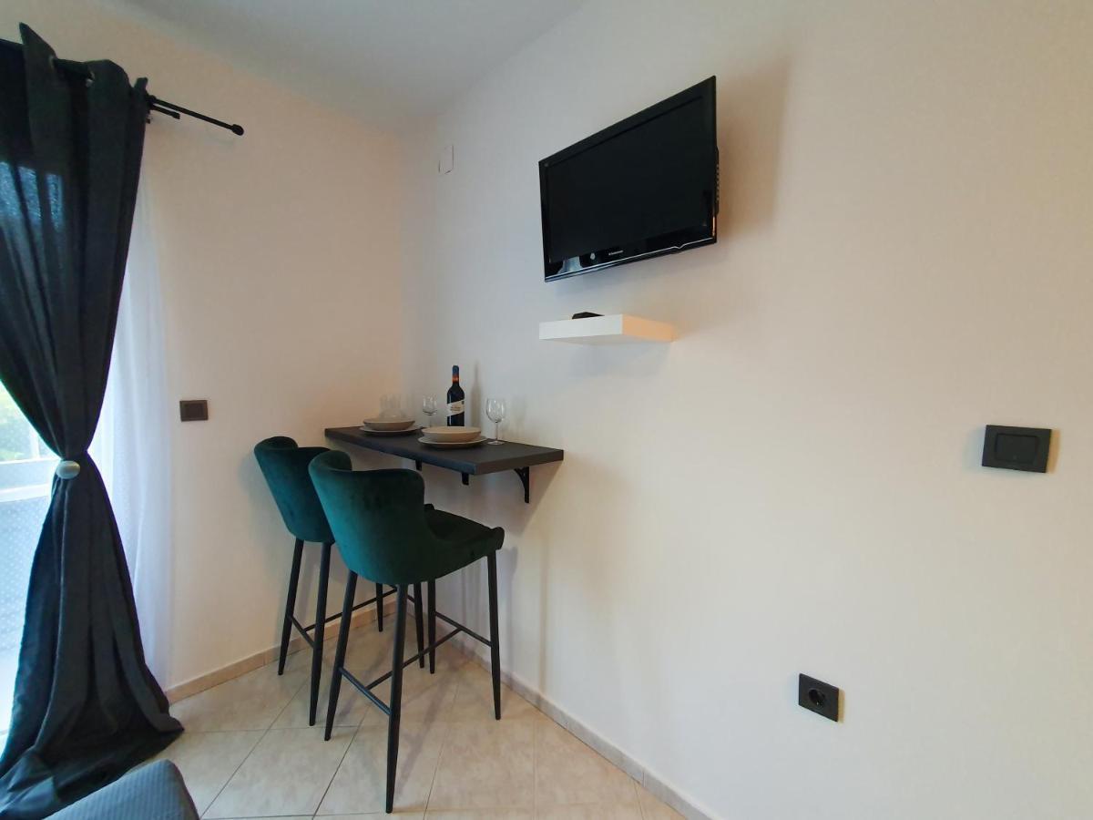 Apartments Mira Baška Екстериор снимка