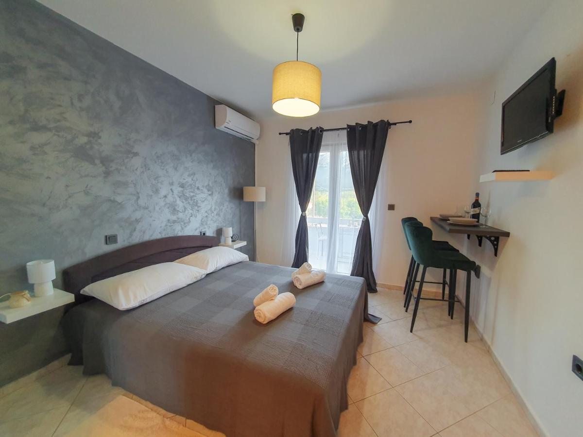 Apartments Mira Baška Екстериор снимка