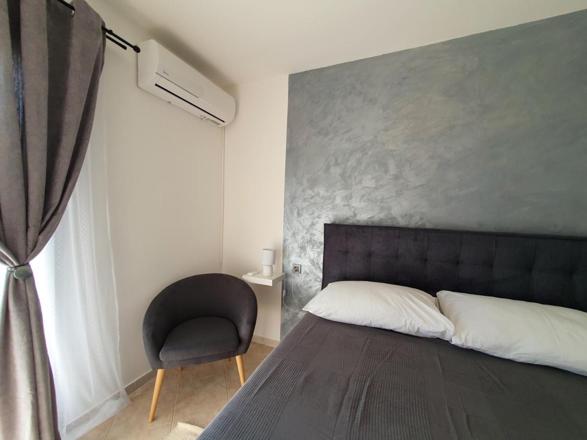 Apartments Mira Baška Екстериор снимка